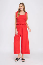 ELASTIC RUFFLE WAIST ANKLE PANTS