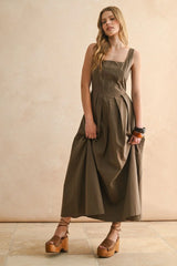 STITCH FRONT PLEATED DETAIL DRESS