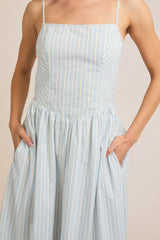 SLEEVELESS FIT & FLARE KNIT MIDI DRESS