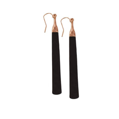FLAT BLACK EARRINGS
